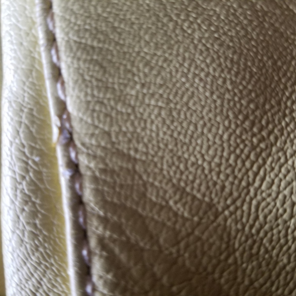 GUESS bag. - Picture 6 of 6